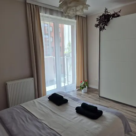Spot - 70m2 Modern Apartment, Free Parking, Near Magnolia And Center 公寓 *